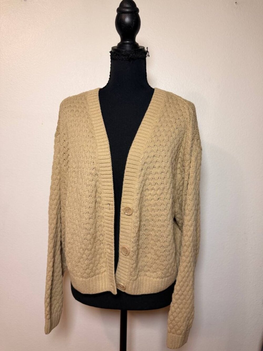 Divided H&M Tan Fall Knit Cropped Cardigan M Oversized Cozy Grandma Cottagecor